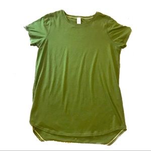 Ivivva size 14 shirt, with small white freckles